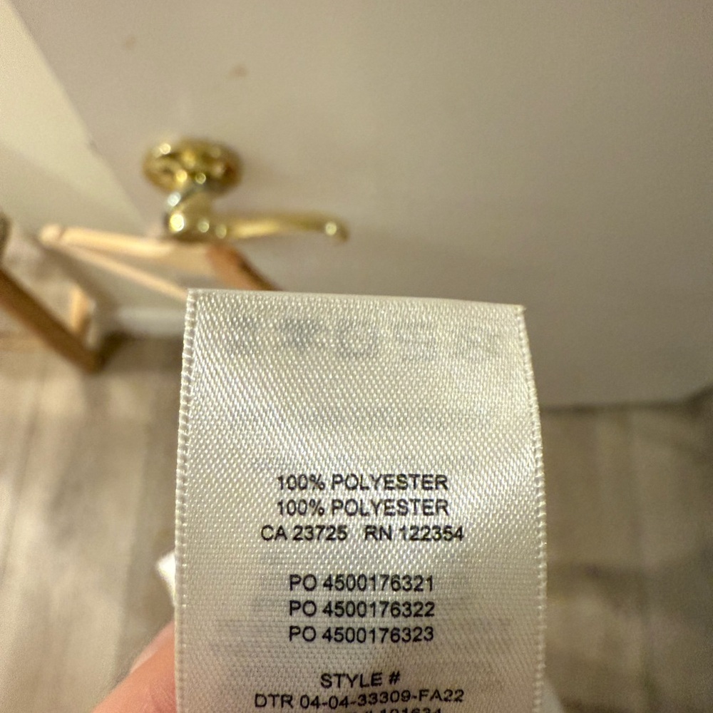 Aritzia Wilfred the Ganna button-Up shacket - Picture 4 of 4
